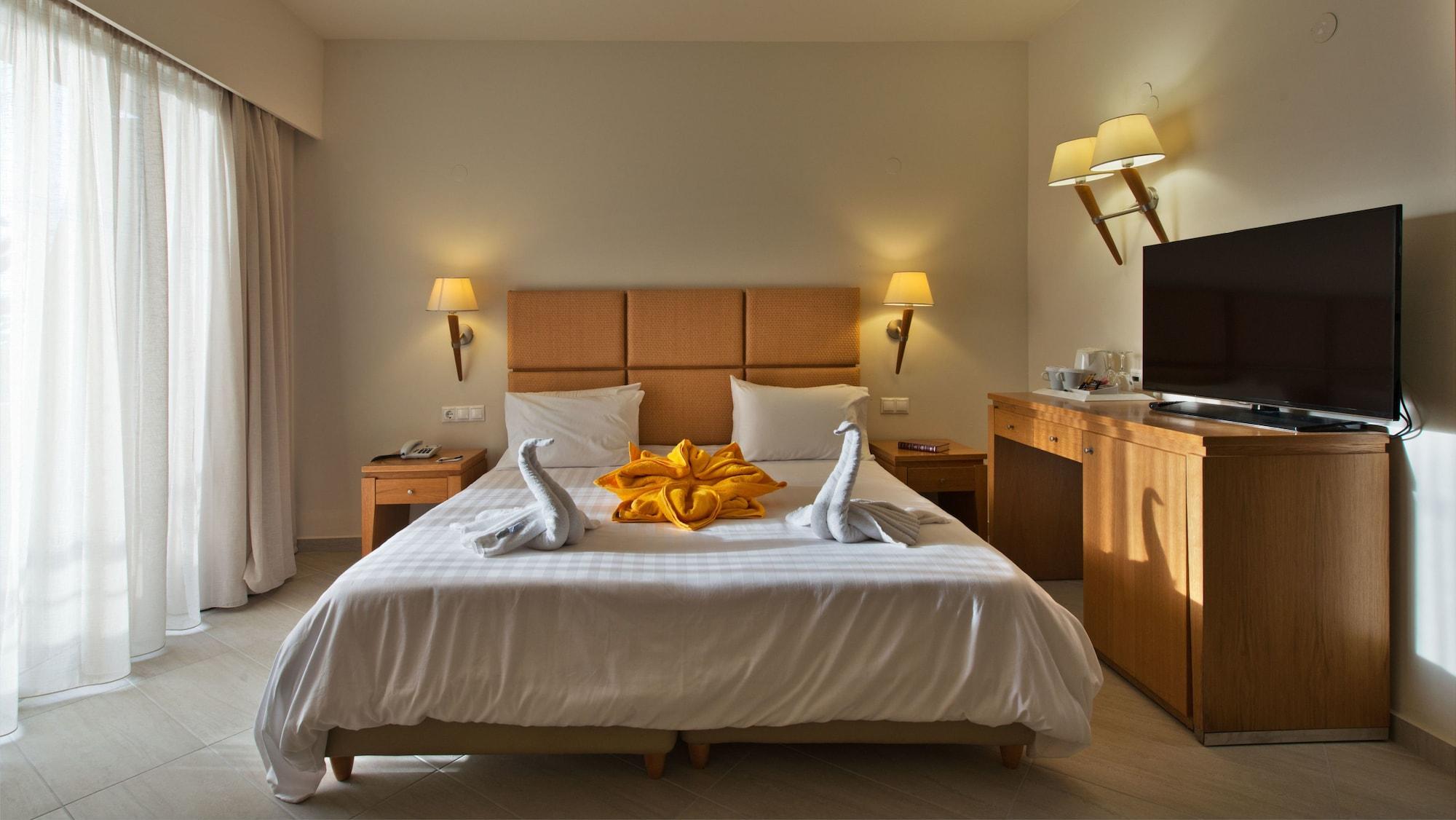 Minos Hotel Rethymno  Exterior photo