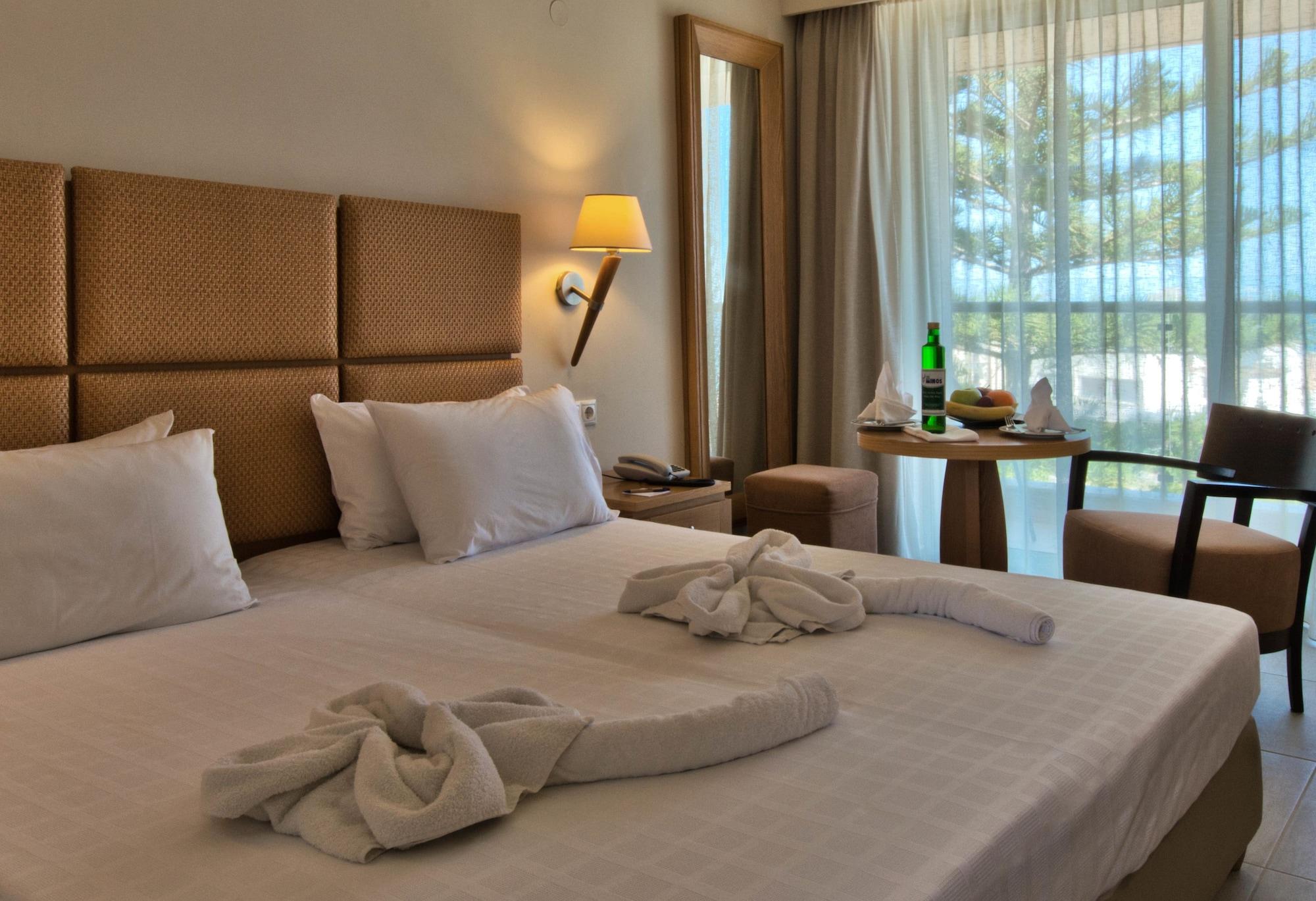 Minos Hotel Rethymno  Exterior photo