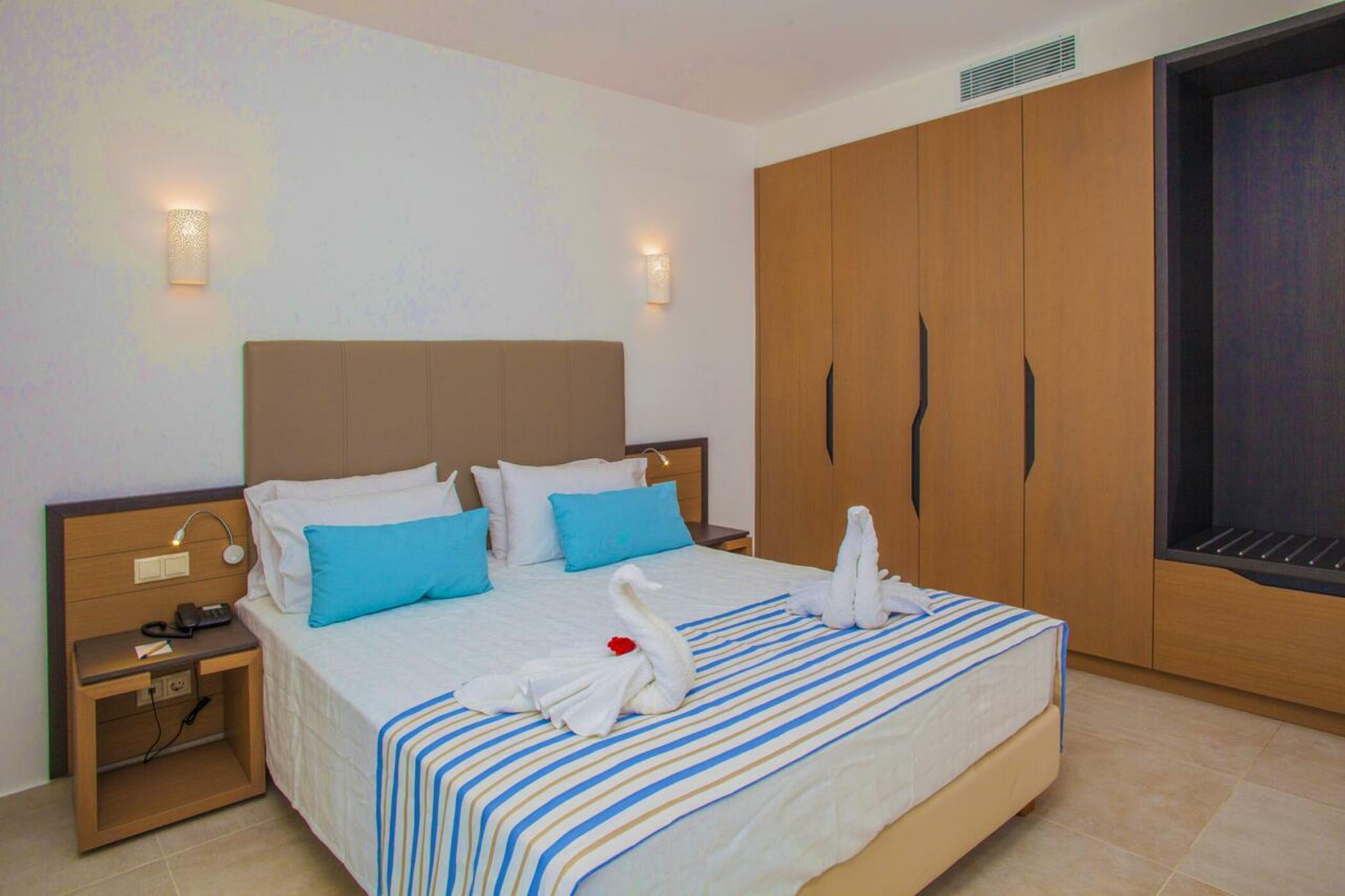 Minos Hotel Rethymno  Exterior photo