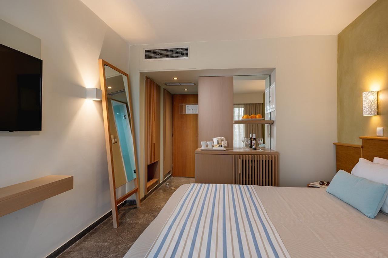 Minos Hotel Rethymno  Exterior photo
