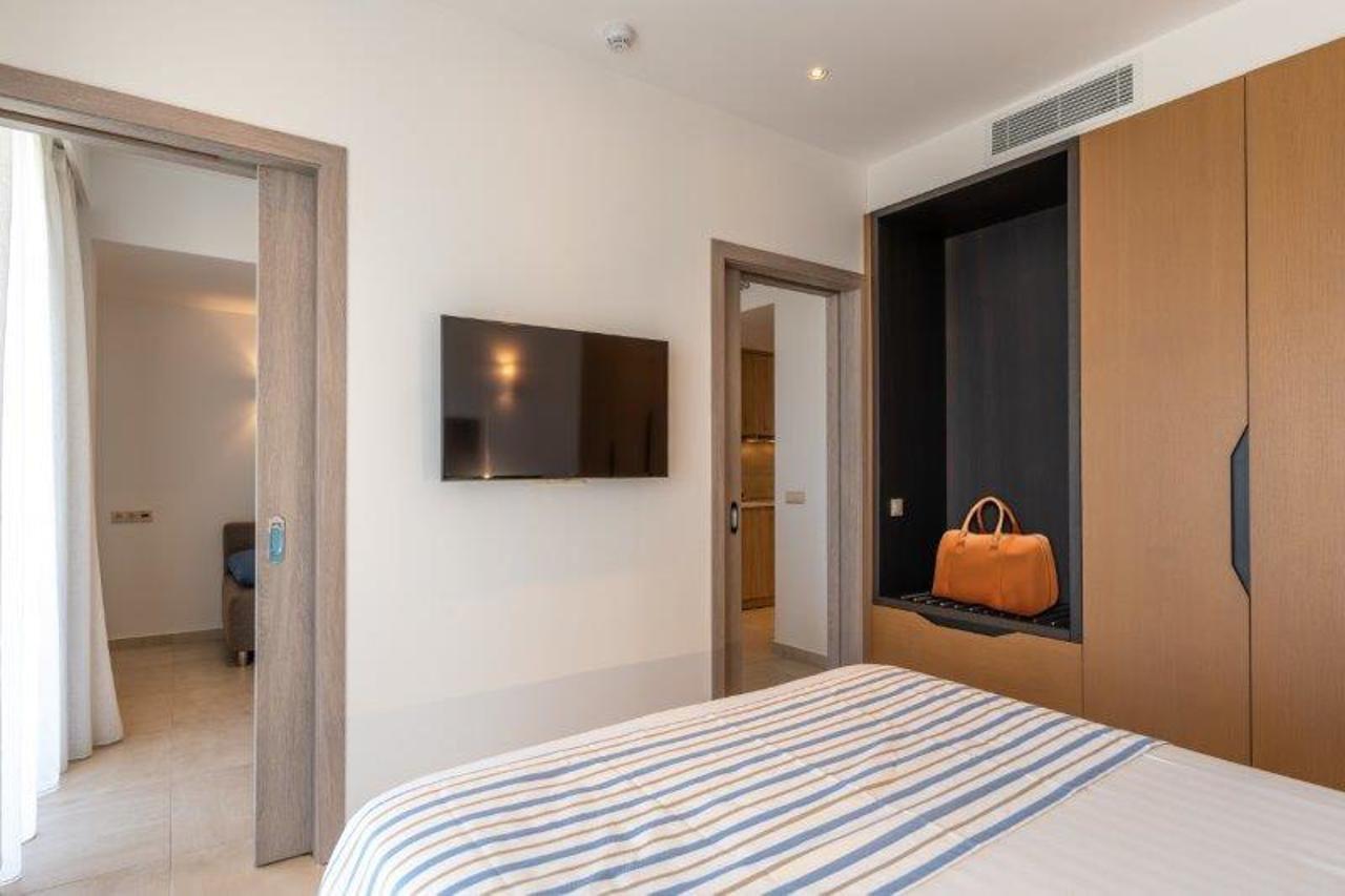 Minos Hotel Rethymno  Exterior photo