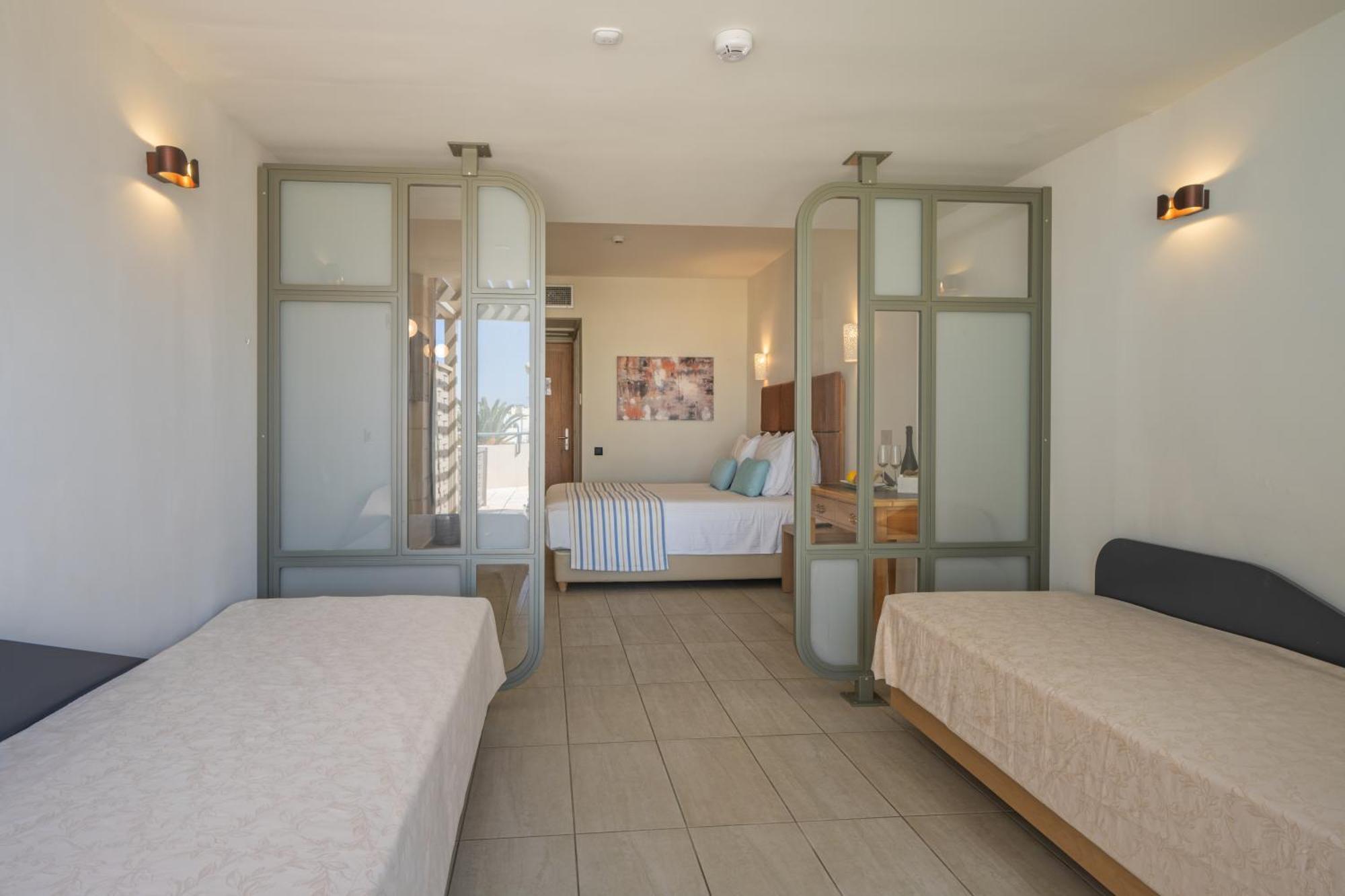 Minos Hotel Rethymno  Exterior photo