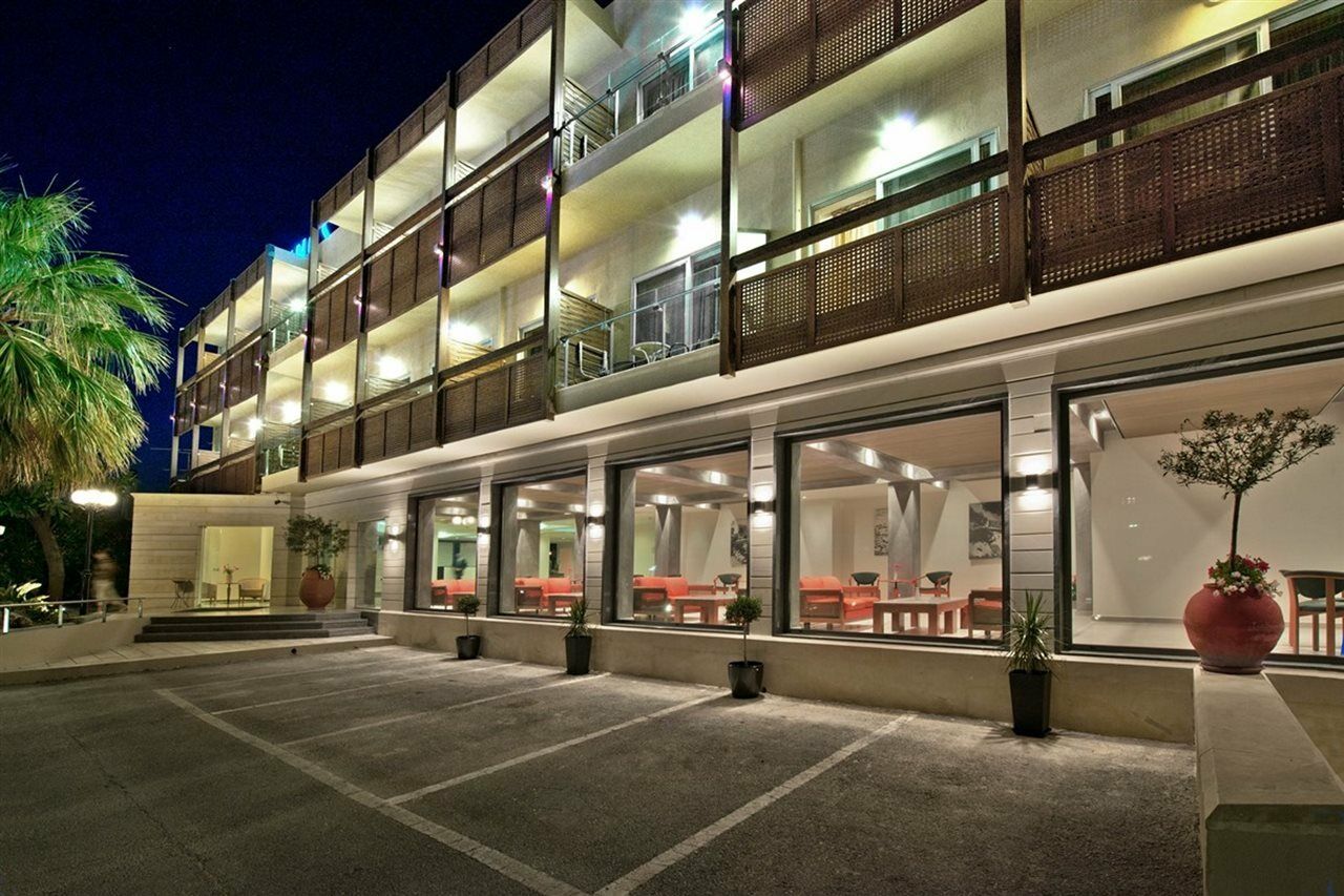 Minos Hotel Rethymno  Exterior photo